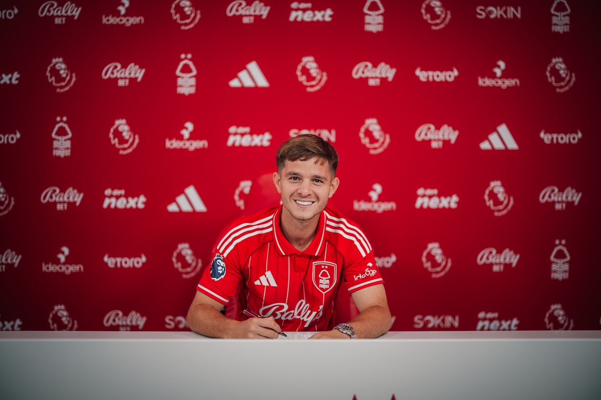 据悉转会费 据悉转会费