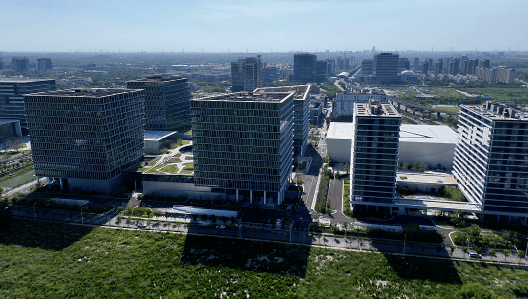 枢纽, 球电竞之都